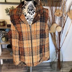 Christopher & Banks vest size 2x